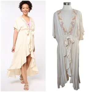 AMERICA & BEYOND NWT Embroidered Tie Waist Caftan size 1XL